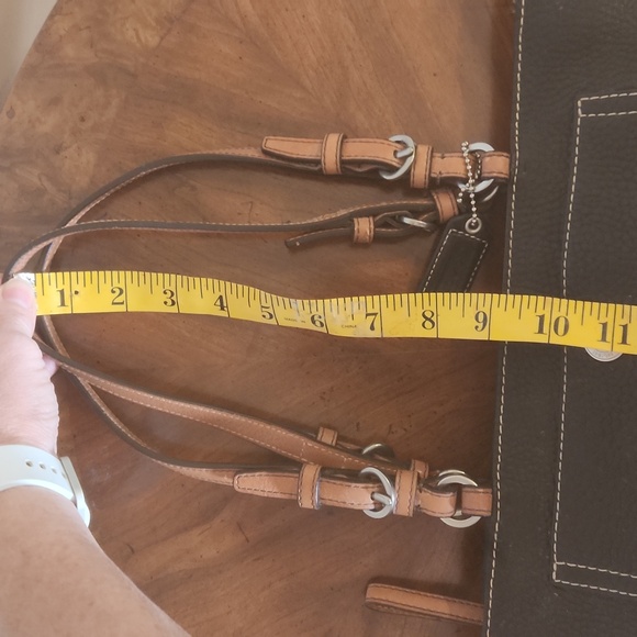 Coach black handbag. - Picture 6 of 11